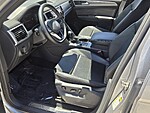 Used 2022 Volkswagen Atlas Cross Sport 3.6L V6 SE W/TECHNOLOGY FWD in DAVIE, FLORIDA (Photo 11)