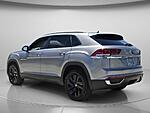 Used 2022 Volkswagen Atlas Cross Sport 3.6L V6 SE W/TECHNOLOGY FWD in DAVIE, FLORIDA (Photo 4)
