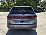 Used 2024 Volkswagen Atlas 2.0T SE W/TECHNOLOGY FWD in DAVIE, FLORIDA (Photo 5)