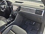 Used 2022 Volkswagen Atlas Cross Sport 3.6L V6 SE W/TECHNOLOGY 4MOTION in DAVIE, FLORIDA (Photo 17)