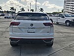 Used 2022 Volkswagen Atlas Cross Sport 3.6L V6 SE W/TECHNOLOGY 4MOTION in DAVIE, FLORIDA (Photo 6)