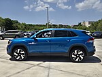 Used 2024 Volkswagen Atlas Cross Sport 2.0T SE W/TECHNOLOGY FWD in DAVIE, FLORIDA (Photo 3)