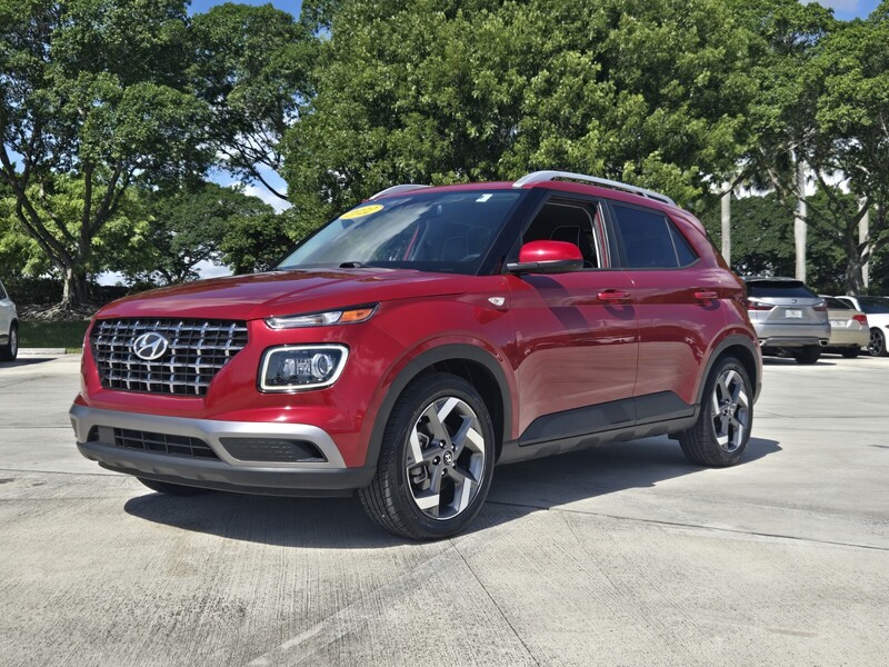 Used 2022 HYUNDAI VENUE LIMITED IVT in DAVIE, FLORIDA