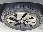 Used 2025 Volkswagen Atlas 2.0T SE W/TECHNOLOGY FWD in DAVIE, FLORIDA (Photo 5)