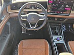 Used 2025 Volkswagen Tiguan 2.0T SEL R-LINE 4MOTION in DAVIE, FLORIDA (Photo 14)