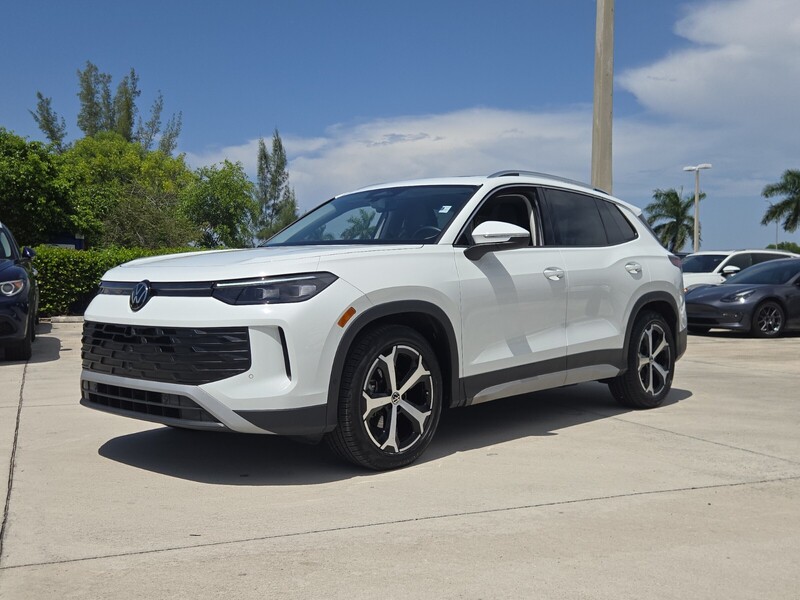 Used 2026 Volkswagen Tiguan SE FWD in DAVIE, FLORIDA