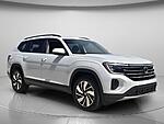 Used 2026 Volkswagen Atlas 2.0T SE W/TECHNOLOGY FWD in DAVIE, FLORIDA (Photo 8)