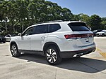 Used 2026 Volkswagen Atlas 2.0T SE W/TECHNOLOGY FWD in DAVIE, FLORIDA (Photo 4)