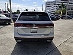 Used 2026 Volkswagen Atlas 2.0T SE W/TECHNOLOGY FWD in DAVIE, FLORIDA (Photo 5)