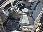 Used 2026 Volkswagen Tiguan SE FWD in DAVIE, FLORIDA (Photo 10)