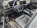 Used 2024 Volkswagen Atlas 2.0T SEL PREMIUM R-LINE 4MOTION in DAVIE, FLORIDA (Photo 9)