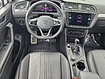 Used 2024 Volkswagen Tiguan 2.0T SE R-LINE BLACK 4MOTION in DAVIE, FLORIDA (Photo 13)