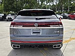 Used 2024 Volkswagen Atlas Cross Sport 2.0T SEL R-LINE 4MOTION in DAVIE, FLORIDA (Photo 5)