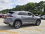 Used 2024 Volkswagen Atlas Cross Sport 2.0T SEL R-LINE 4MOTION in DAVIE, FLORIDA (Photo 6)