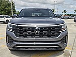 Used 2024 Volkswagen Atlas Cross Sport 2.0T SEL R-LINE 4MOTION in DAVIE, FLORIDA (Photo 9)