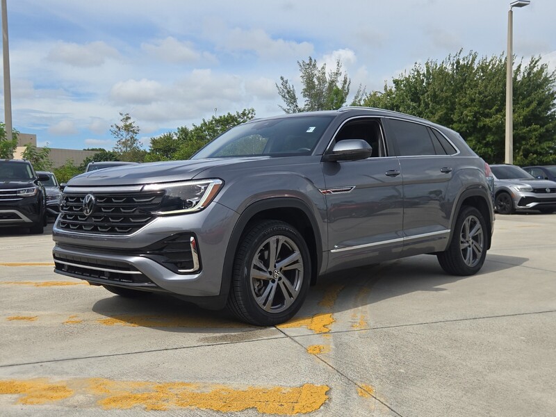 Used 2024 Volkswagen Atlas Cross Sport 2.0T SEL R-LINE 4MOTION in DAVIE, FLORIDA