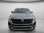 Used 2024 Volkswagen Atlas Cross Sport 2.0T SE FWD in DAVIE, FLORIDA (Photo 3)
