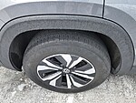 Used 2024 Volkswagen Atlas Cross Sport 2.0T SE FWD in DAVIE, FLORIDA (Photo 6)