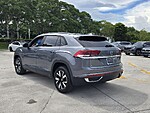 Used 2022 Volkswagen Atlas Cross Sport 2.0T SE 4MOTION in DAVIE, FLORIDA (Photo 4)