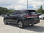 Used 2025 Volkswagen Atlas 2.0T SE FWD in DAVIE, FLORIDA (Photo 4)