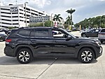 Used 2025 Volkswagen Atlas 2.0T SE FWD in DAVIE, FLORIDA (Photo 7)
