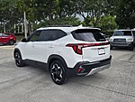 Used 2025 KIA SELTOS EX IVT FWD in DAVIE, FLORIDA (Photo 4)