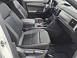 Used 2021 Volkswagen Atlas Cross Sport 3.6L V6 SE W/TECHNOLOGY FWD in DAVIE, FLORIDA (Photo 17)