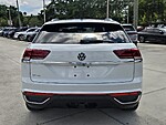 Used 2021 Volkswagen Atlas Cross Sport 3.6L V6 SE W/TECHNOLOGY FWD in DAVIE, FLORIDA (Photo 5)