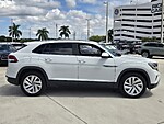 Used 2021 Volkswagen Atlas Cross Sport 3.6L V6 SE W/TECHNOLOGY FWD in DAVIE, FLORIDA (Photo 7)