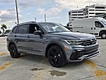 Used 2024 Volkswagen Tiguan 2.0T SE R-LINE BLACK 4MOTION in DAVIE, FLORIDA (Photo 8)