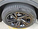 Used 2024 Volkswagen Tiguan 2.0T SE R-LINE BLACK 4MOTION in DAVIE, FLORIDA (Photo 10)