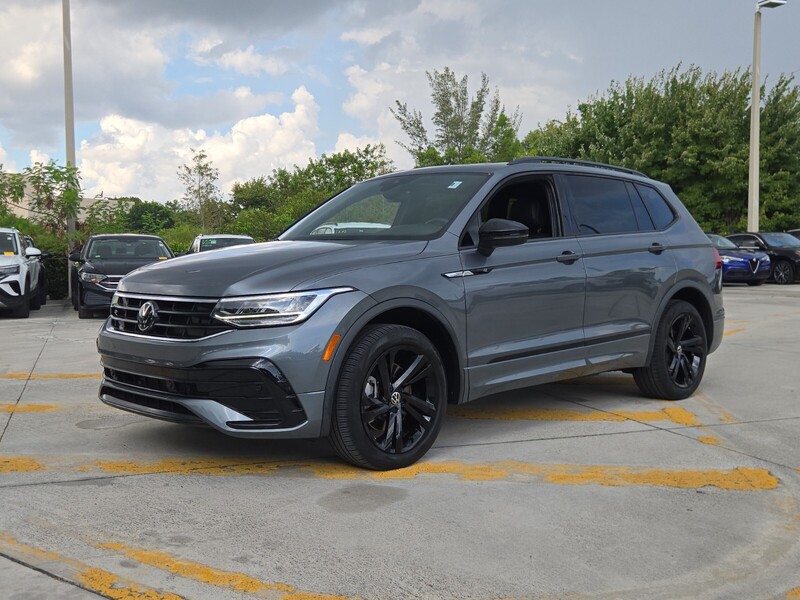 Used 2024 Volkswagen Tiguan 2.0T SE R-LINE BLACK 4MOTION in DAVIE, FLORIDA