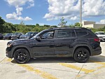 Used 2023 Volkswagen Atlas 3.6L V6 SEL R-LINE BLACK 4MOTION in DAVIE, FLORIDA (Photo 3)