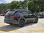 Used 2023 Volkswagen Atlas 3.6L V6 SEL R-LINE BLACK 4MOTION in DAVIE, FLORIDA (Photo 6)