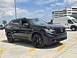 Used 2023 Volkswagen Atlas 3.6L V6 SEL R-LINE BLACK 4MOTION in DAVIE, FLORIDA (Photo 8)