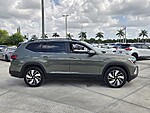 Used 2026 Volkswagen Atlas 2.0T SE W/TECHNOLOGY FWD in DAVIE, FLORIDA (Photo 7)