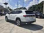 Used 2026 Volkswagen Atlas 2.0T SE W/TECHNOLOGY FWD in DAVIE, FLORIDA (Photo 4)