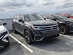Used 2021 Volkswagen Atlas 2021.5 3.6L V6 SE W/TECHNOLOGY R-LINE FWD in DAVIE, FLORIDA (Photo 4)