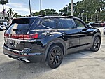 Used 2024 Volkswagen Atlas 2.0T SE W/TECHNOLOGY FWD in DAVIE, FLORIDA (Photo 6)