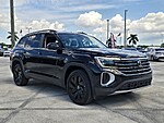 Used 2024 Volkswagen Atlas 2.0T SE W/TECHNOLOGY FWD in DAVIE, FLORIDA (Photo 8)