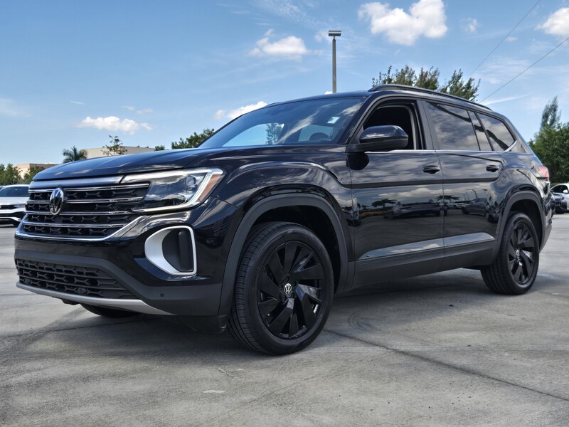 Used 2024 Volkswagen Atlas 2.0T SE W/TECHNOLOGY FWD in DAVIE, FLORIDA
