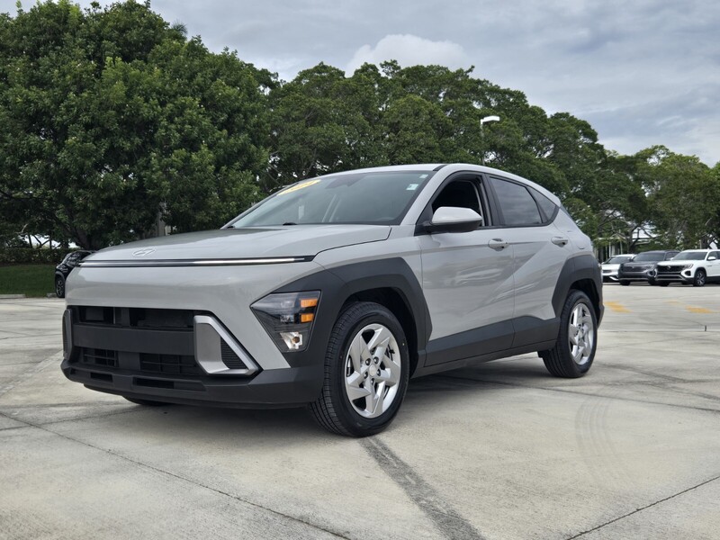Used 2024 HYUNDAI KONA SE FWD in DAVIE, FLORIDA