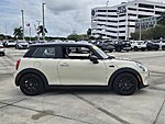 Used 2019 MINI HARDTOP 2 DOOR COOPER FWD in DAVIE, FLORIDA (Photo 7)