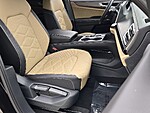 Used 2024 Volkswagen Atlas Cross Sport 2.0T SE FWD in DAVIE, FLORIDA (Photo 16)