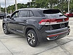 Used 2024 Volkswagen Atlas Cross Sport 2.0T SE FWD in DAVIE, FLORIDA (Photo 4)