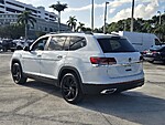 Used 2022 Volkswagen Atlas 2.0T SE W/TECHNOLOGY FWD in DAVIE, FLORIDA (Photo 4)