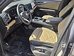 Used 2024 Volkswagen Atlas Cross Sport 2.0T SE W/TECHNOLOGY FWD in DAVIE, FLORIDA (Photo 11)