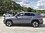 Used 2024 Volkswagen Atlas Cross Sport 2.0T SE W/TECHNOLOGY FWD in DAVIE, FLORIDA (Photo 3)