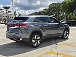 Used 2024 Volkswagen Atlas Cross Sport 2.0T SE W/TECHNOLOGY FWD in DAVIE, FLORIDA (Photo 6)