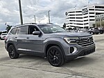 Used 2024 Volkswagen Atlas 2.0T SE W/TECHNOLOGY FWD in DAVIE, FLORIDA (Photo 8)